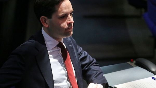 Winkel fordert stärkere Kontrolle des Finanzministers