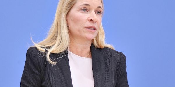 DB-Chefin gesteht Fehler bei Generalsanierung des Schienennetzes