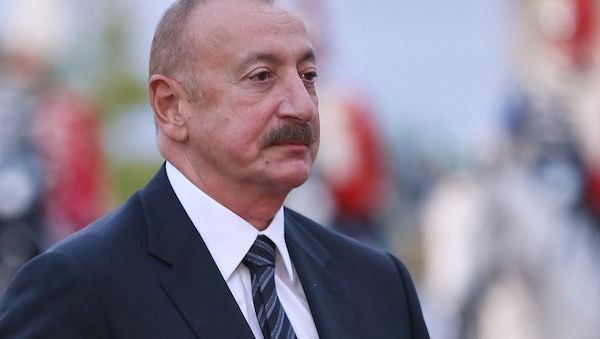 Merz spricht mit Aserbaidschans Präsidenten über Nahost-Krieg