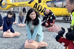 Lebensrettung wird Schulstoff: Berlin erweitert Reanimationsunterricht an Schulen  Bild 1