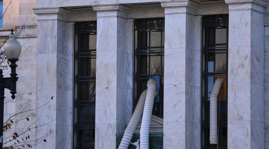 US-Notenbank lässt Leitzins unverändert - und wird vorsichtiger