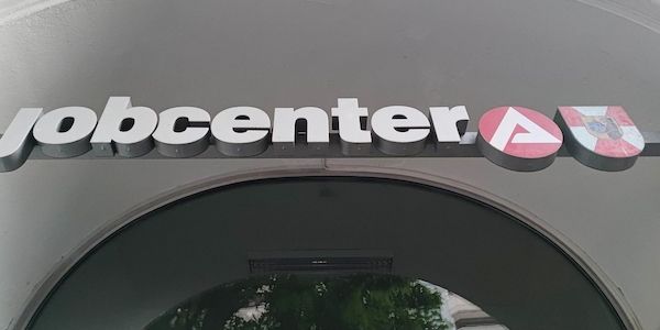 Erwerbstätigkeit in Berlin und Brandenburg im vierten Quartal gesunken