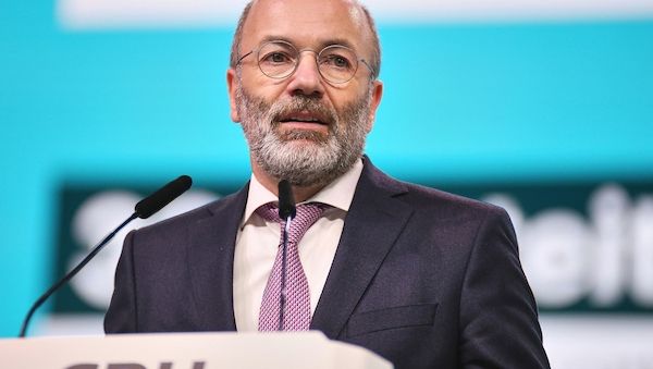 Schweitzer wirft EVP-Chef Weber "Tabubruch" vor