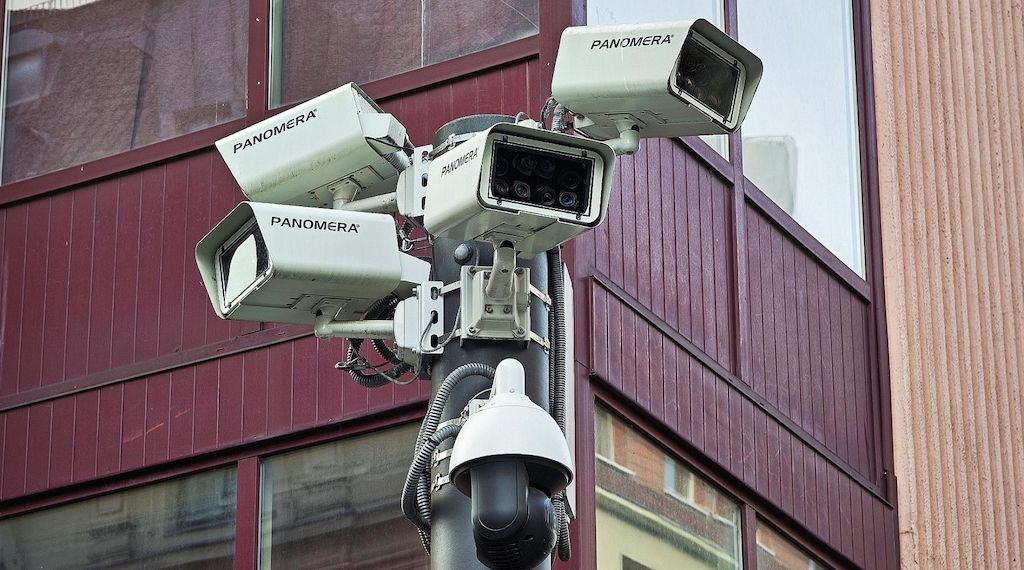 Linke begrüßt Stopp für KI-Videoüberwachung am Berliner Abgeordnetenhaus