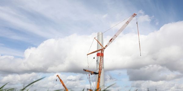 Umweltminister drängt auf weiteren Ausbau von Erneuerbaren