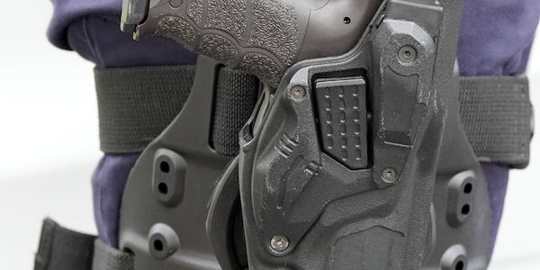 Brandenburger Polizisten verlieren Dienstwaffen – Finder geben sie zurück