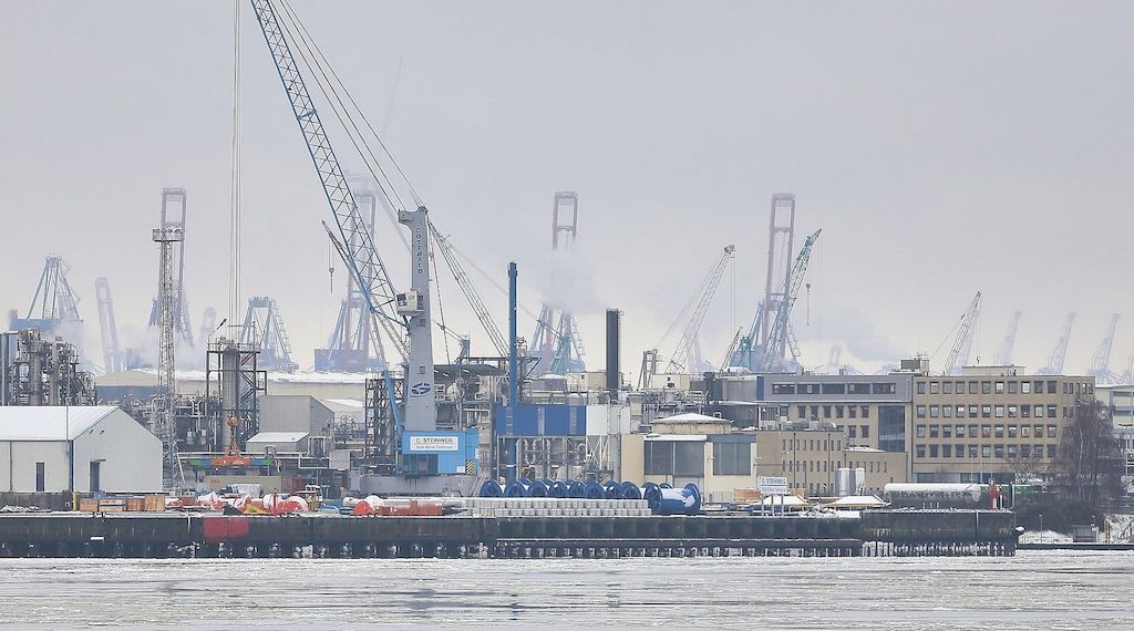 Euro bleibt führende Währung bei Exporten in Drittstaaten