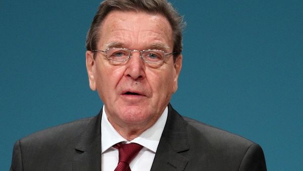Schröder unterstützt Linie von Merz im Iran-Krieg