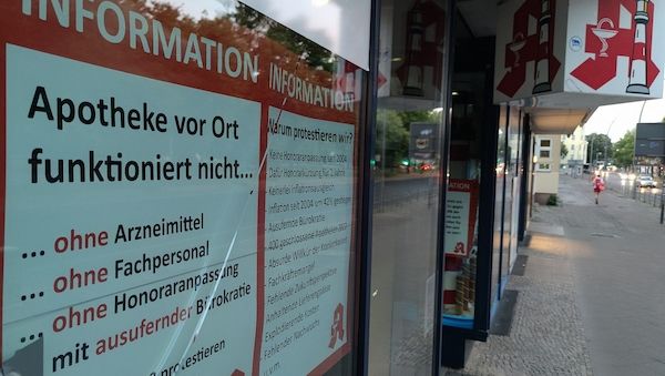 Protest der Apotheken - Krankenkassen weisen Forderungen zurück