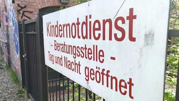 Mehr junge Menschen in Heimen und Pflegefamilien