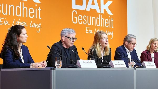 Studie vorgestellt: KI-Chatbots erhöhen riskanten Medienkonsum