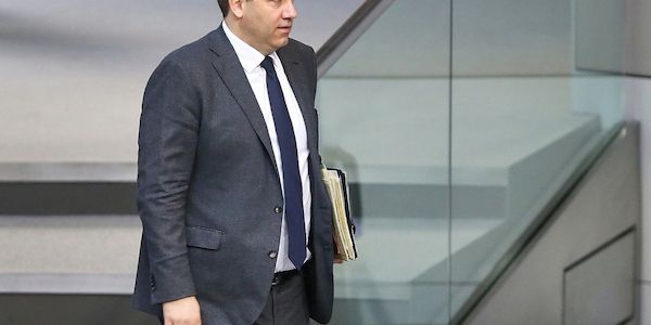 Bericht: Klingbeil will Ehegattensplitting abschaffen