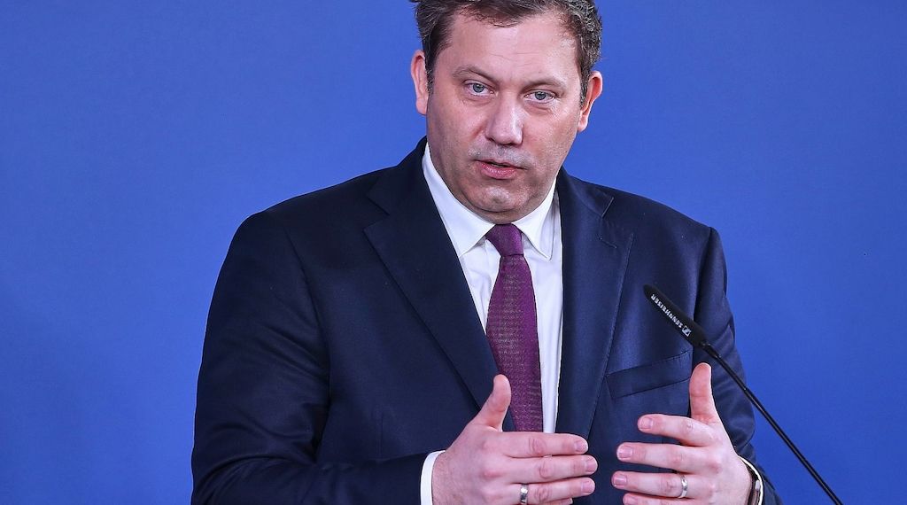 Klingbeil will sich bei Rente stärker an Beitragsjahren orientieren