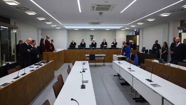 Hamas-Waffenlager in Europa: Haftstrafen für vier Mitglieder