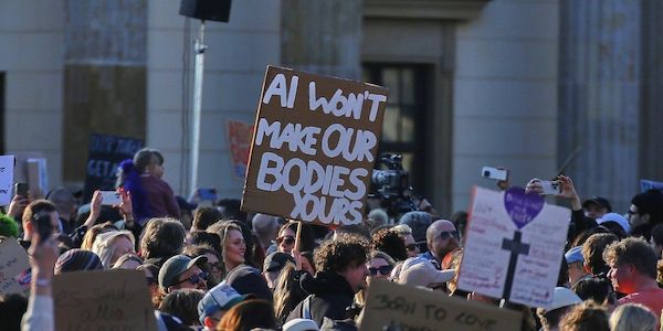 Hamburger Linkenfraktion fordert schärferes Strafrecht gegen Deepfakes