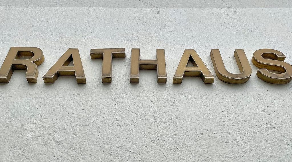 NRW-Regierung plant umfassende Reformen für öffentlichen Dienst