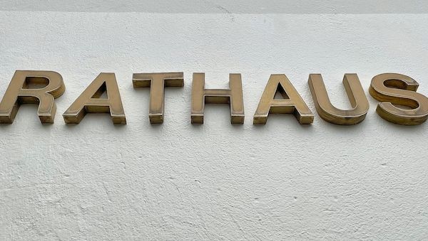 NRW-Regierung plant umfassende Reformen für öffentlichen Dienst