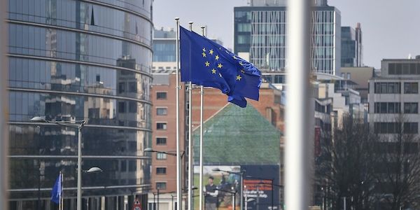 CDU/CSU-Entwurf: EU-Beitragszahlungen an Bürokratieabbau knüpfen