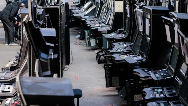 Berlin: Großangelegte Razzia gegen illegales Glücksspiel