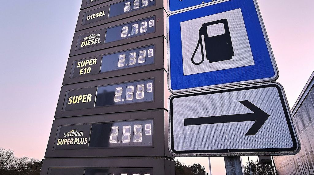 Linke kritisiert neue Preisregelung für Tankstellen als unwirksam