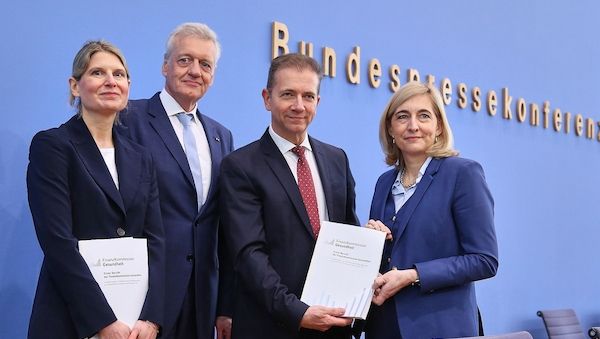 Linke kritisiert einseitige GKV-Reformvorschläge