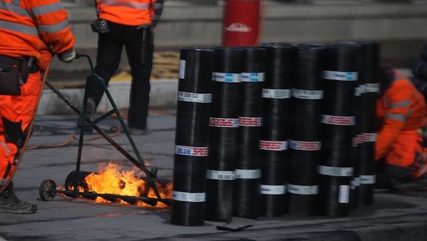 Rückgang der Erwerbstätigkeit setzt sich im Februar fort