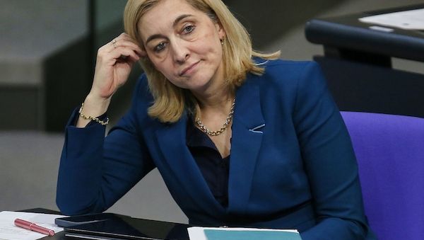 SPD macht bei Gesundheitsreform Druck auf Warken