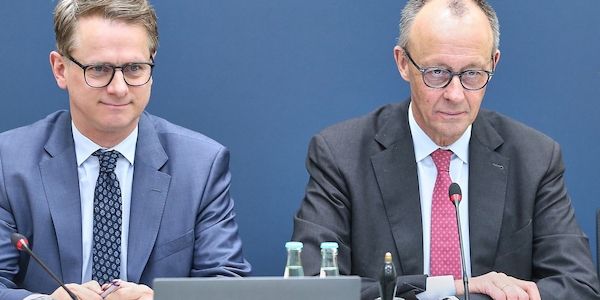 Forsa: Union weiter knapp vor AfD