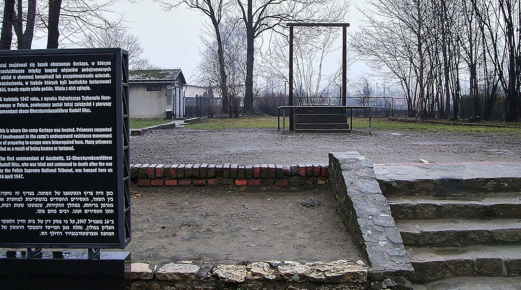 Stiftung verdoppelt Ministeriumsgelder für Gedenkstättenfahrten