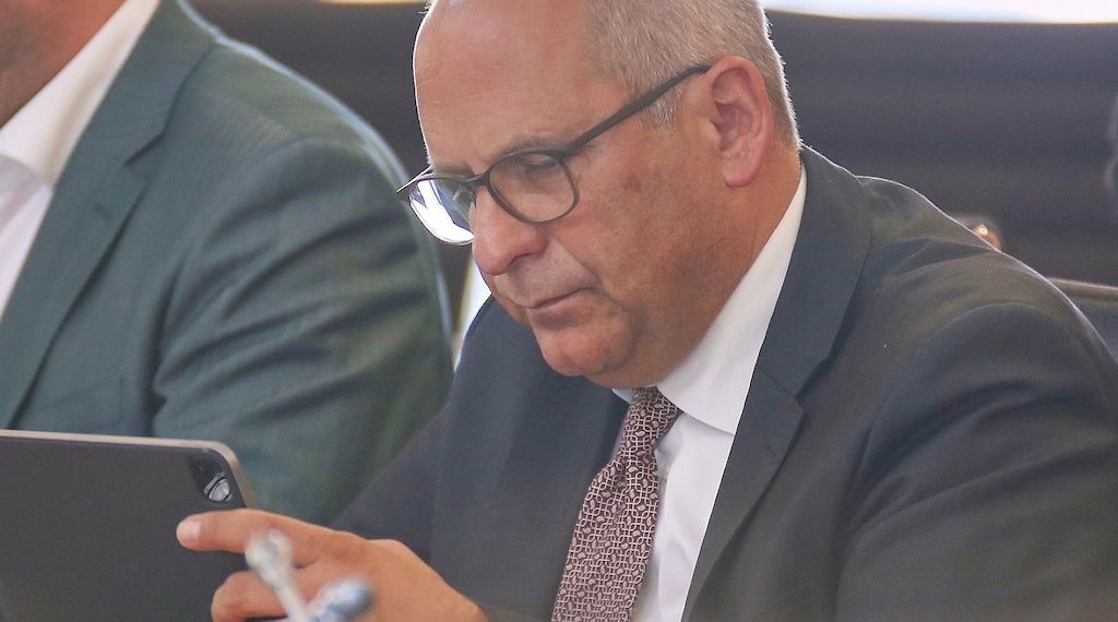 Poseck dringt auf härteren Umgang mit ausreisepflichtigen Syrern