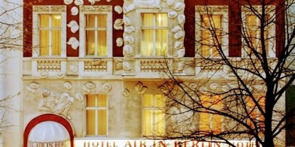 ​Oster-Highlight in der City West: Logenplatz am Ku’damm