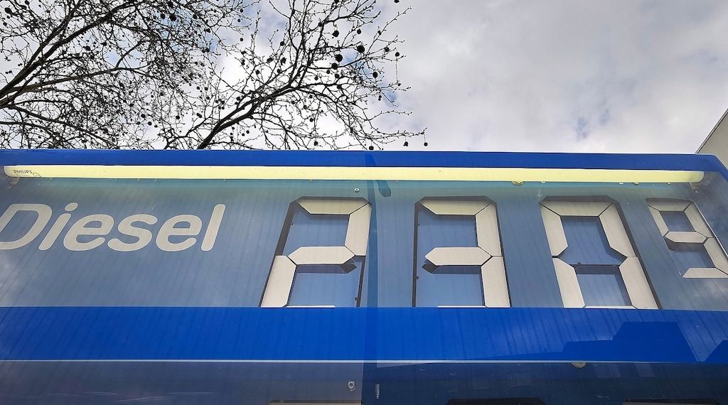 Tankstellenverband wirft Mineralölwirtschaft Preistreiberei vor