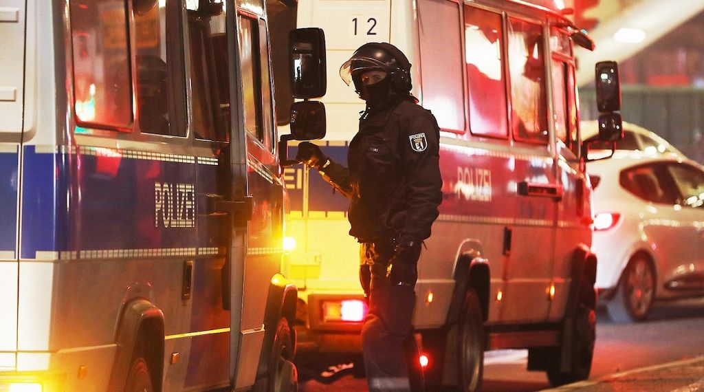 Unbekannte schießen auf Lokal in Berlin-Neukölln