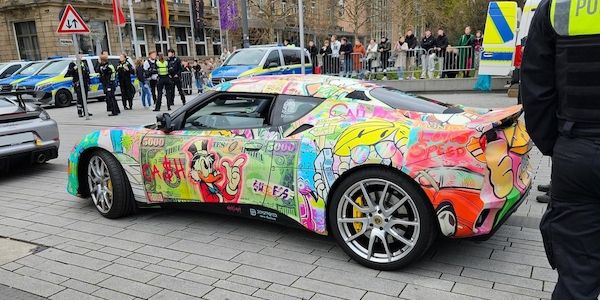 Polizei kontrolliert über 130 Fahrzeuge in Düsseldorf