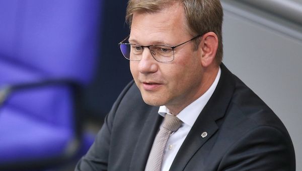 Union verteidigt Auslands-Genehmigungspflicht