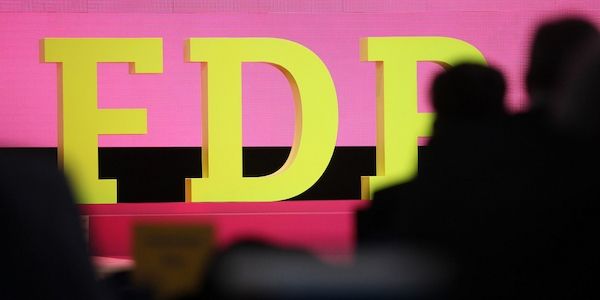 "JuLis" wollen Kandidaten für FDP-Parteivorsitz einladen