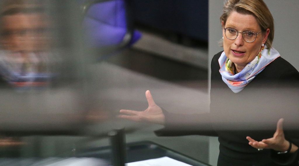 Justizministerin fordert Entkriminalisierung von Schwarzfahren