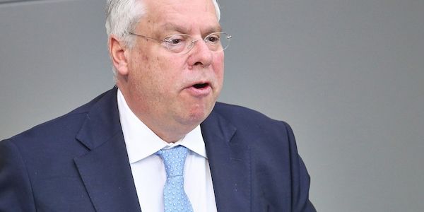 Hardt glaubt nicht an Machtwechsel im Iran