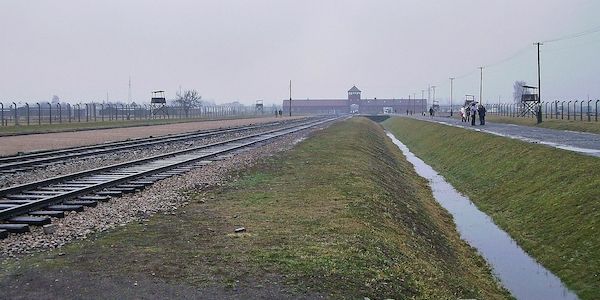 Düsseldorf gedenkt der Opfer der Shoah