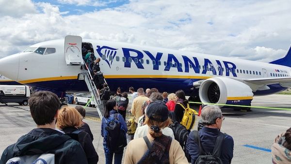 Kerosin-Preise: Ryanair schließt Flugstornierungen nicht aus