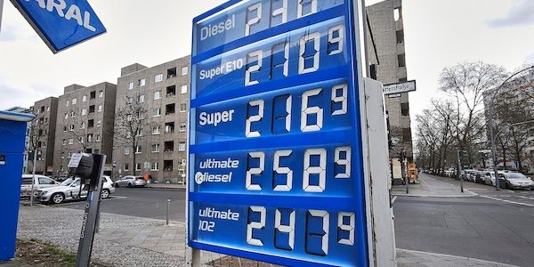 Klingbeil pocht auf Markteingriff bei Spritpreisen