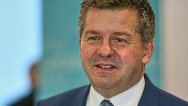 Schulze fordert Merz zu schneller Spritpreis-Entlastung auf