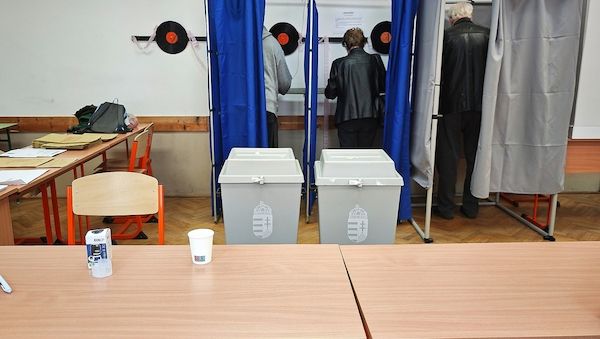 Rekordwahlbeteiligung in Ungarn bis zum Mittag