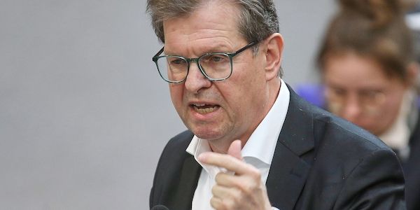 Stegner kritisiert "irrlichternde Haltung" Trumps im Irankrieg