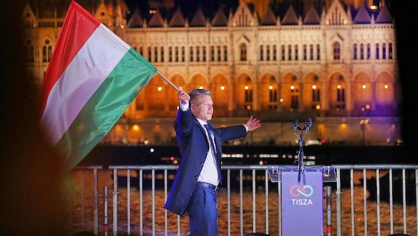 Strack-Zimmermann sieht Orban-Abwahl als "geopolitisches Zeichen"