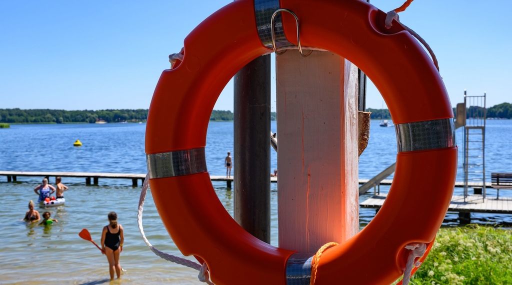 Badesaison startet: Rettungsschwimmer dringend gesucht