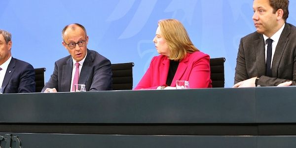 Bundesregierung: Benzin soll um 17 Cent pro Liter gesenkt werden!