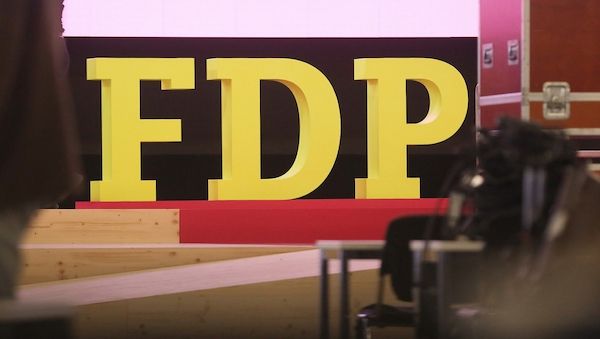 Politologe sieht Chance für FDP in Öffnung zum Rechtspopulismus