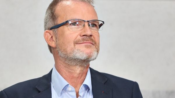 TK-Chef Baas vermisst Mut in der Politik