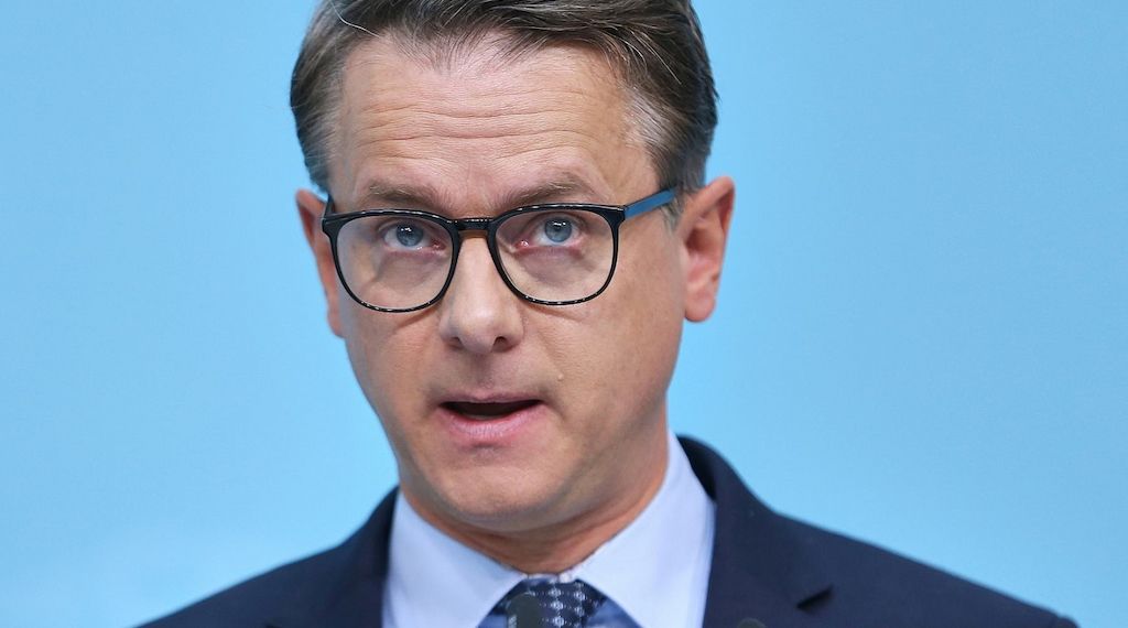 CDU-Generalsekretär fordert Abschaffung der meisten Krankenkassen